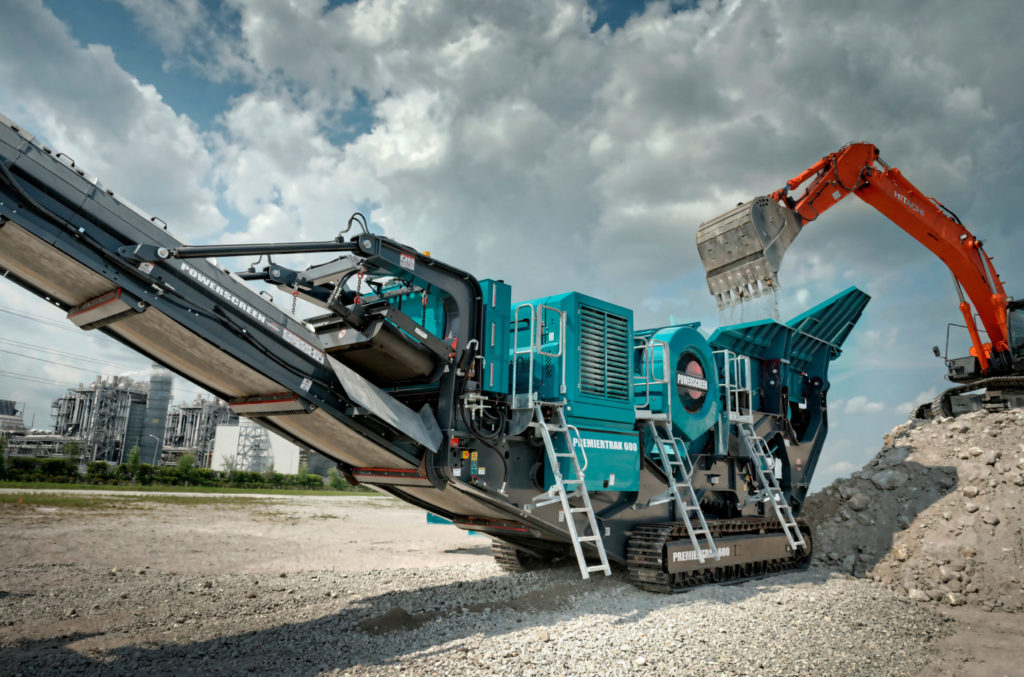Premiertrak_600_7_web-scaled-1-aspect-ratio-1550-1025